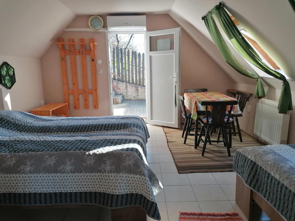 Bobita Haza Apartment Epleny Luaran gambar